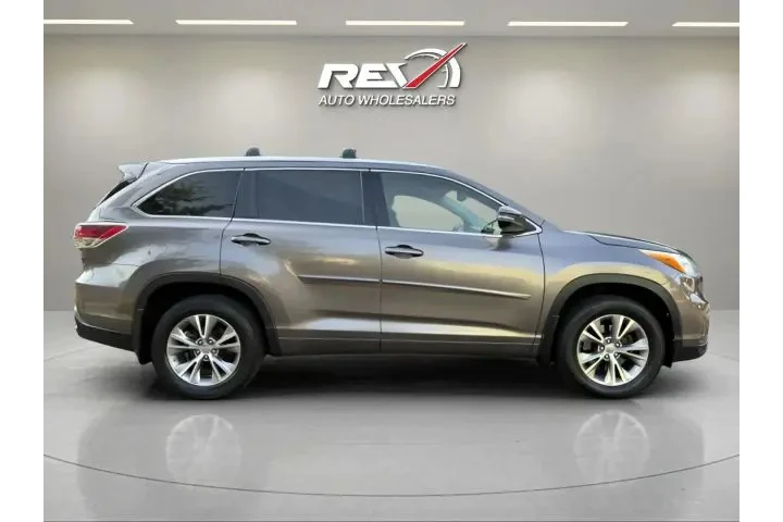 $15280 : 2015 TOYOTA HIGHLANDER XLE SP image 6