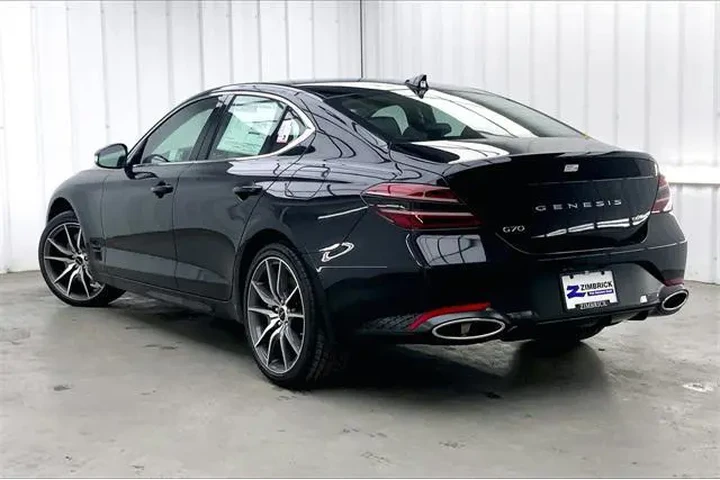 $36490 : Genesis G70 2025 AWD 2.5T St image 5