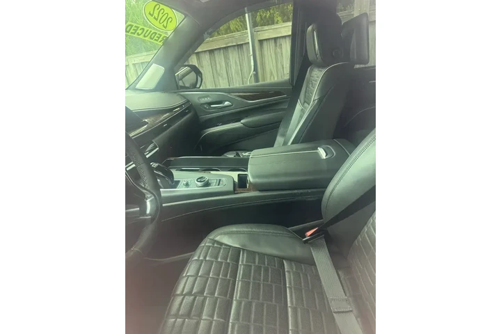 $68999 : Cadillac Escalade ESV 2022 4 image 9