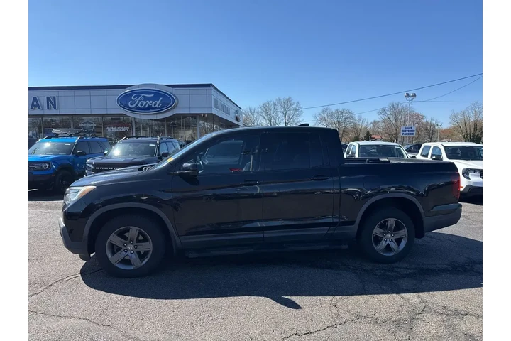 $17995 : Honda Ridgeline 2017 AWD Bla image 1