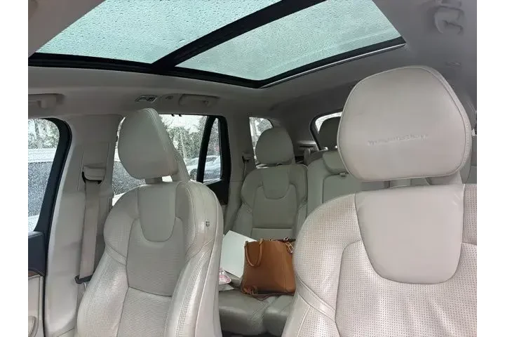 $10990 : Volvo XC90 2017 AWD T6 Inscr image 3