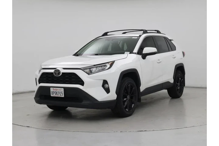 $27998 : Toyota RAV4 2020 AWD XLE Pre image 4