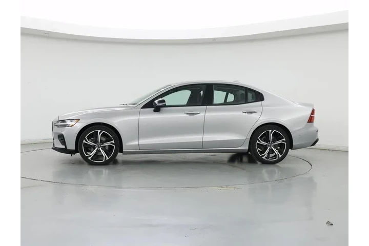 $23998 : Volvo S60 2024 B5 Plus Dark image 3