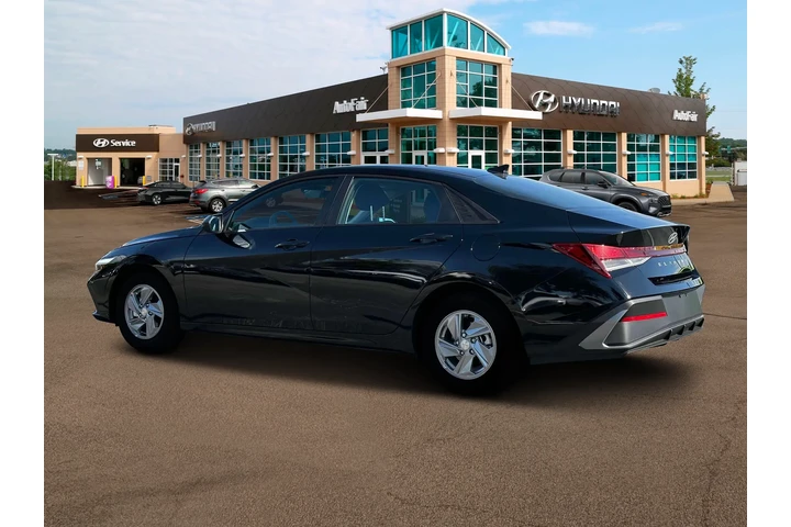 $19500 : Hyundai ELANTRA 2024 SE 4dr image 4