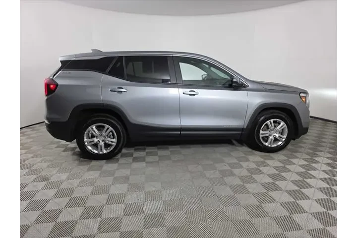 $22545 : GMC Terrain 2024 SLE 4dr SUV image 9