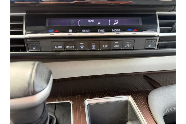 $38500 : Toyota Sienna 2021 AWD XLE 7 image 7