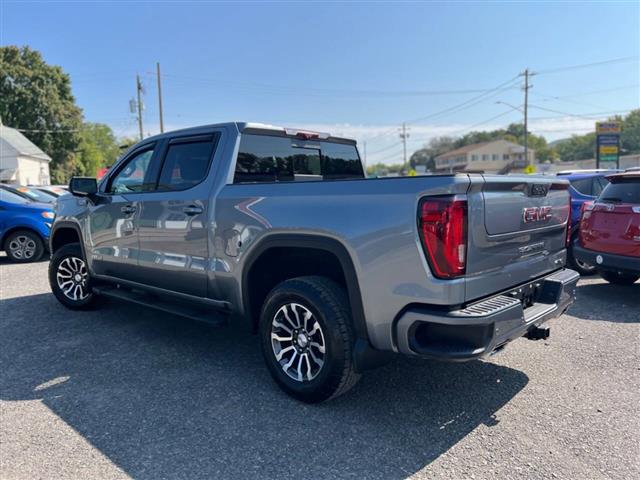 $31990 : 2020 GMC Sierra 1500 image 8