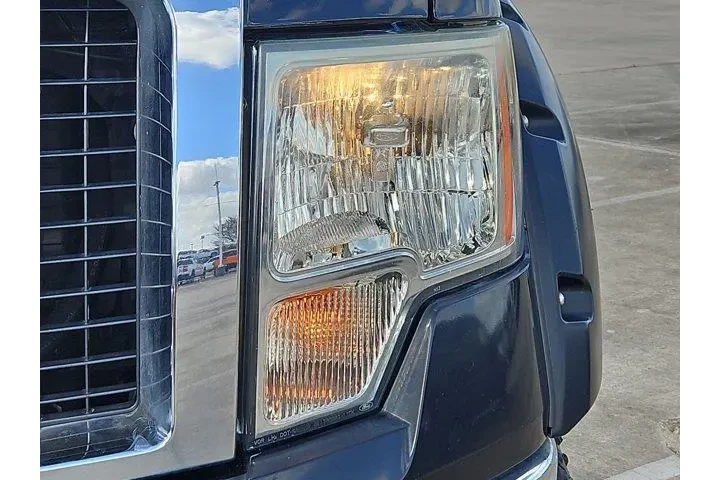 $15999 : Ford F-150 2010 4x4 XL 4dr S image 9