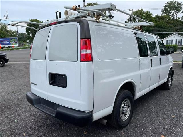 $25900 : 2020 CHEVROLET EXPRESS 2500 C image 5