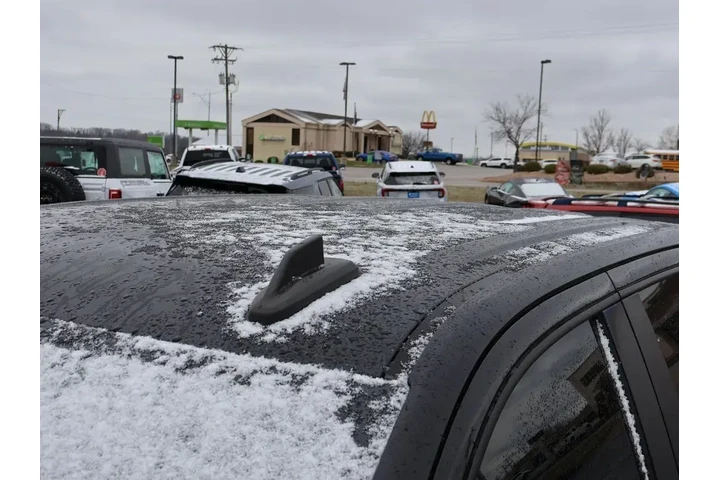 $31783 : Chevrolet Silverado 1500 201 image 4