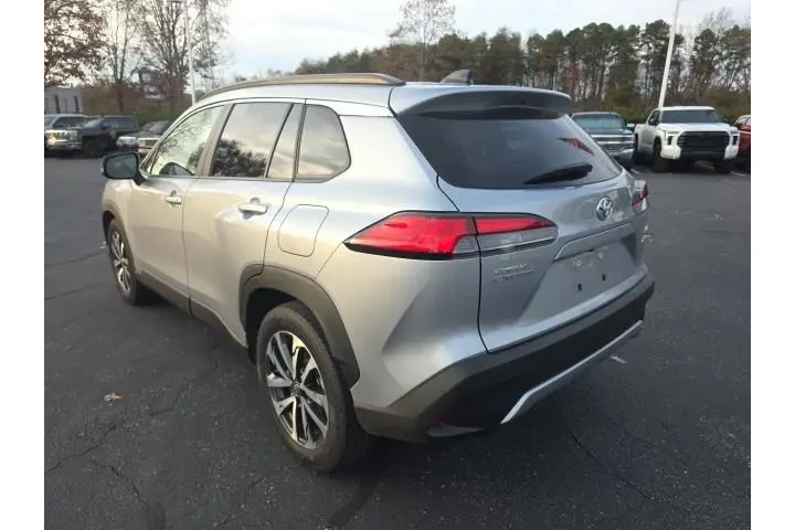 $31431 : Toyota Corolla Cross 2025 AW image 6