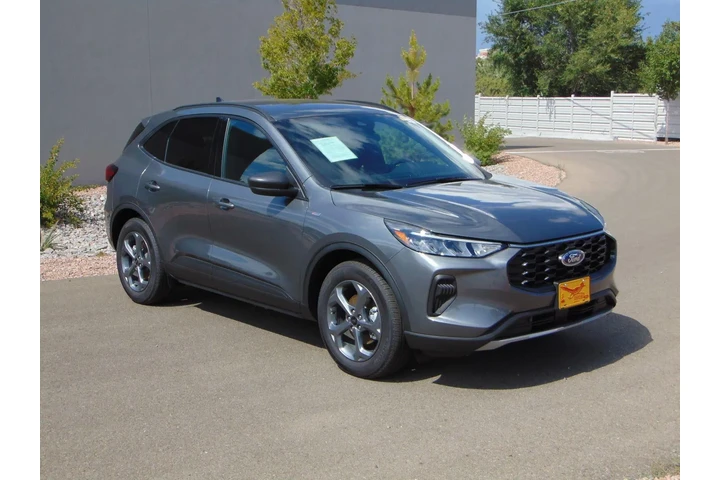 $4064 : 2025 Escape ST-Line image 1