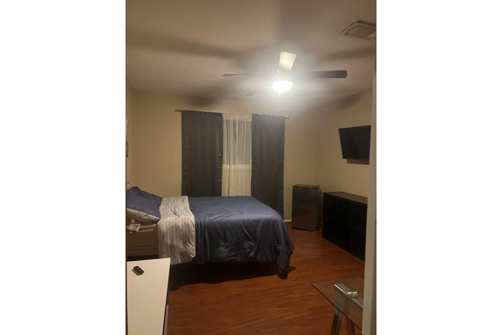 $580 : Rento The Woodlands image 10