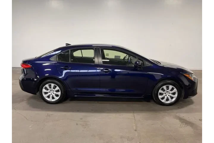 $18494 : Toyota Corolla 2023 LE 4dr S image 2