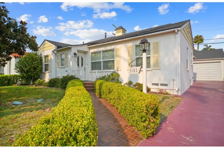 $2435 : 3 Bedroom Home in Van Ness, LA image 1