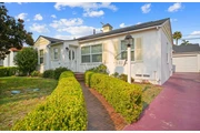 3 Bedroom Home in Van Ness, LA en Los Angeles
