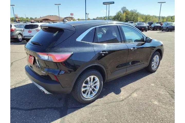 $21939 : Ford Escape 2022 AWD SE 4dr image 6