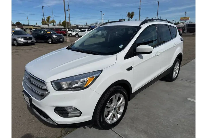 $10999 : 2018 Escape SE image 2