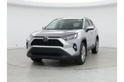 $25998 : Toyota RAV4 2021 XLE Premium thumbnail