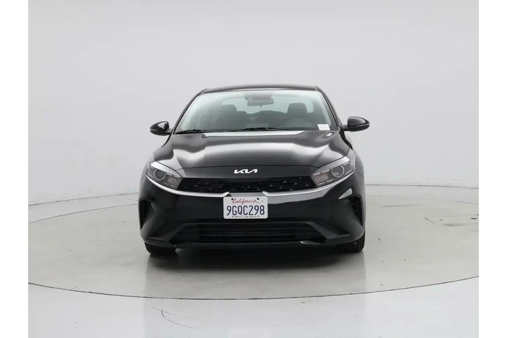 $18998 : Kia Forte 2023 LXS 4dr Sedan image 5