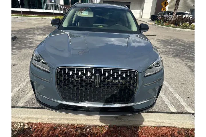 $28990 : Lincoln Corsair 2023 Reserve image 2