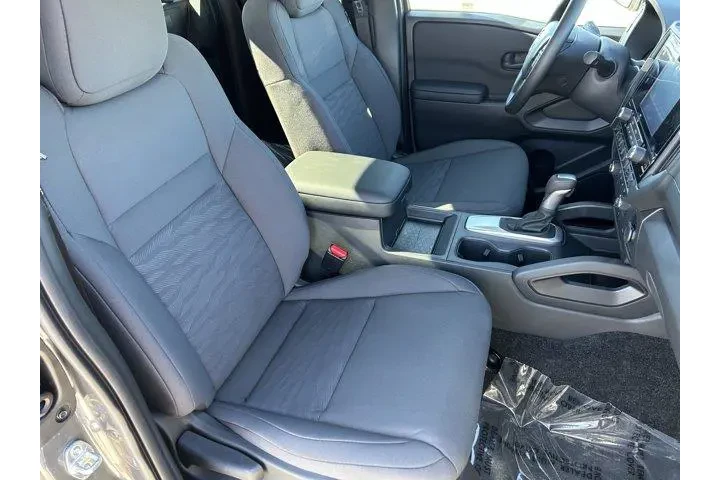 $32380 : Nissan Frontier 2026 4x2 S 4 image 10