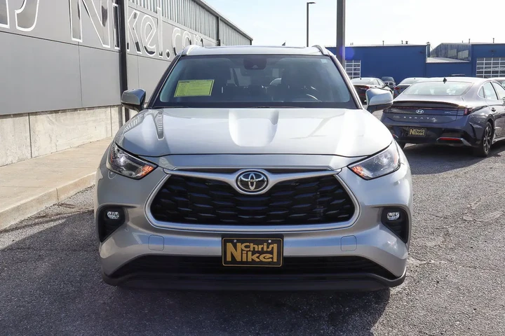 $34488 : 2024 Highlander XLE FWD image 2