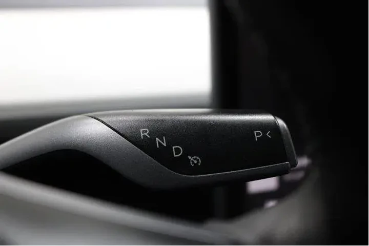 $34982 : Tesla Model Y 2023 AWD Perfo image 10