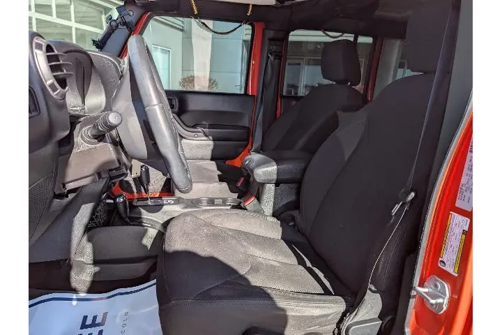 $15800 : Jeep Wrangler Unlimited 2015 image 7