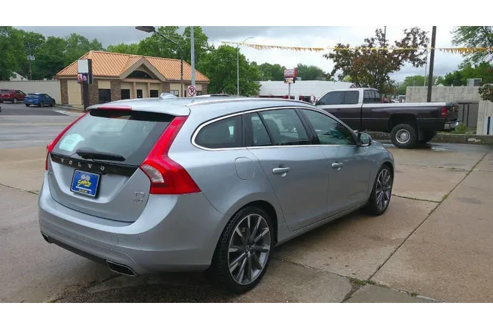 $17999 : 2015 V60 T5 Platinum image 7