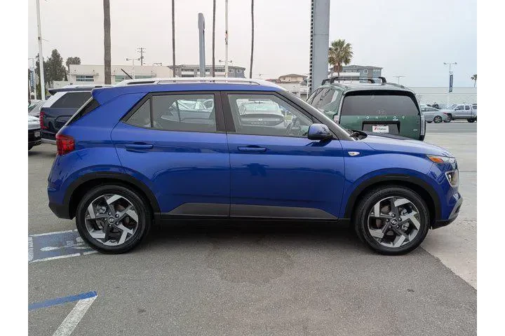 $18777 : Hyundai VENUE 2023 Limited 4 image 5