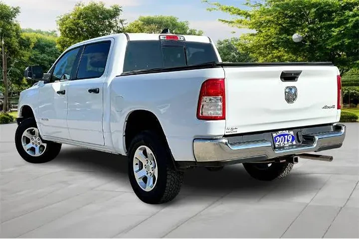 $22980 : Ram 1500 2019 4x4 Tradesman image 2