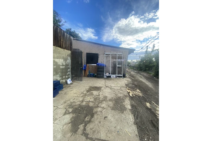 $560000 : El Sereno Casa de venta image 10