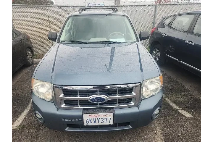 $7491 : Ford Escape 2010 XLT 4dr SUV image 2