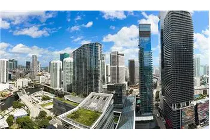 $6100 : Rental property with 2 bedro image 6