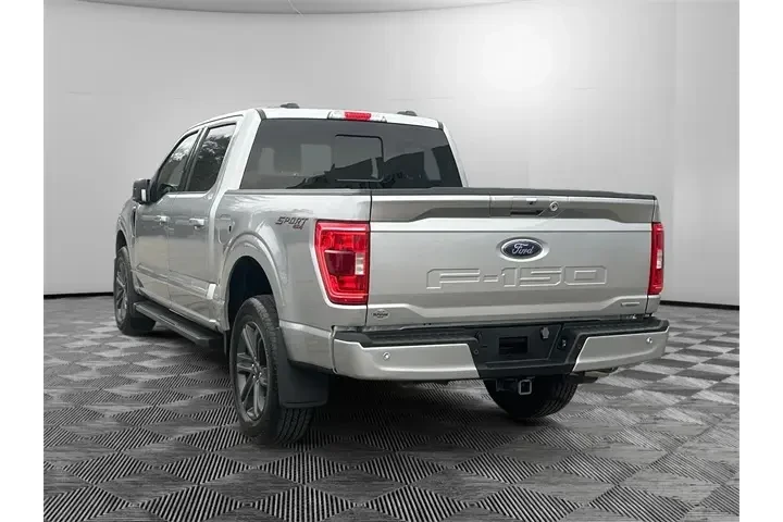 $39730 : Ford F-150 2023 4x4 XLT 4dr image 3