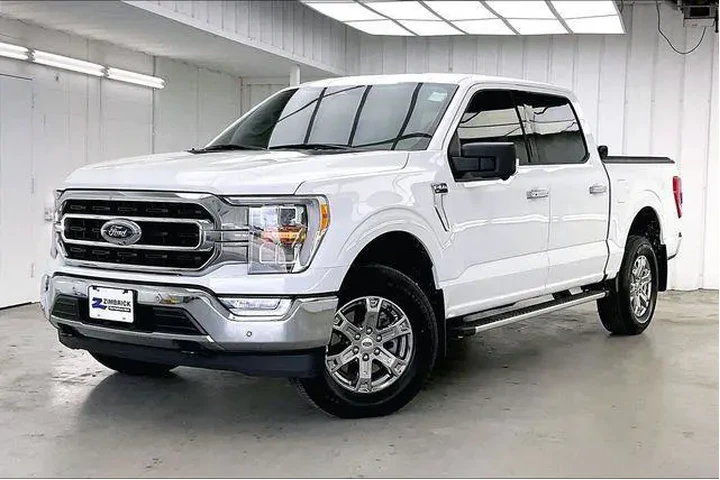 $34290 : Ford F-150 2022 4x4 XLT 4dr image 2
