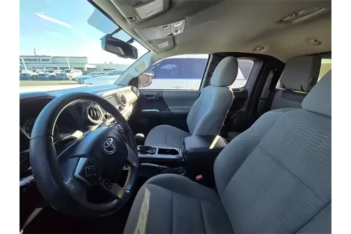 $29888 : Toyota Tacoma 2017 4x4 TRD O image 7