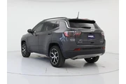 $25998 : Jeep Compass 2024 4x4 Limite thumbnail