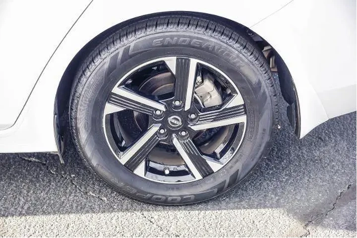 $17995 : Nissan Sentra 2024 SV 4dr Se image 8