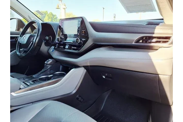 $39187 : Toyota Highlander Hybrid 202 image 10