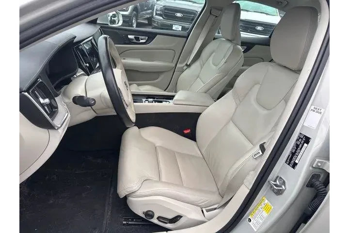 $23500 : Volvo S60 2021 AWD T6 Inscri image 10
