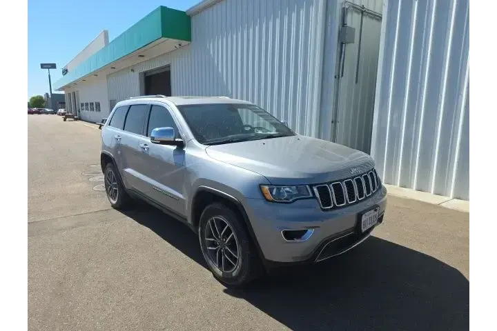 $18900 : Jeep Grand Cherokee 2020 4x4 image 1