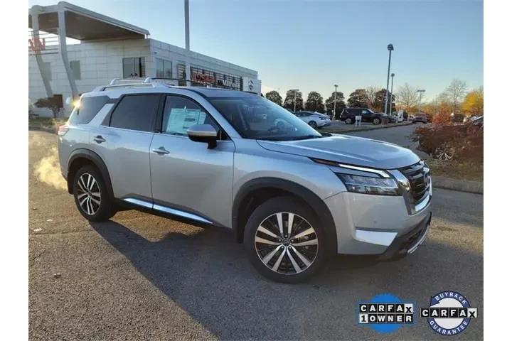 $39985 : Nissan Pathfinder 2024 AWD P image 1