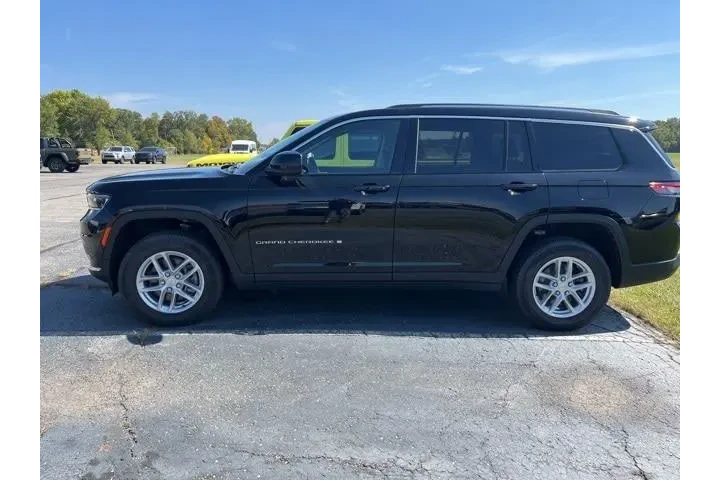 $30899 : Jeep Grand Cherokee L 2024 4 image 2