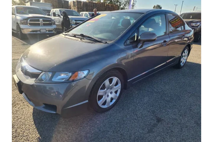 $8999 : 2009 Civic LX image 4