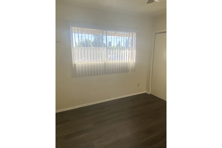 $1950 : Apartamento de Renta image 4