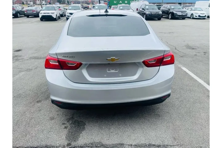 $6999 : 2017 Malibu LS image 6