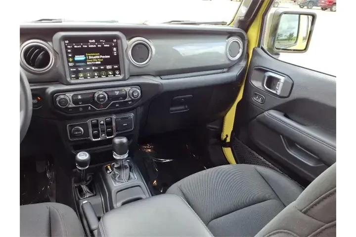 $28879 : Jeep Wrangler 2023 4x4 Sahar image 10