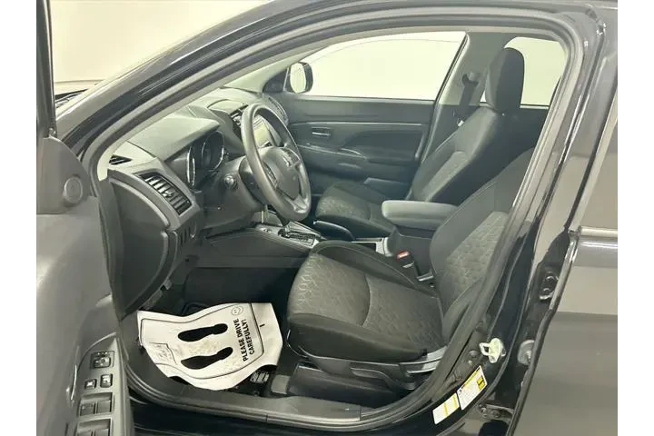 $17857 : Mitsubishi Outlander Sport 2 image 9